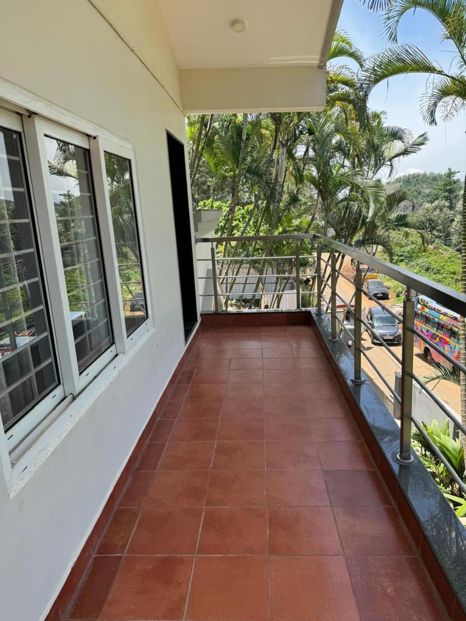 Jsr Homes Homestay *